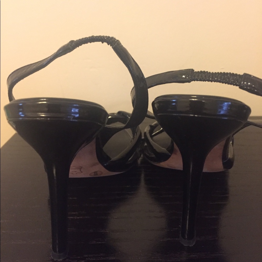 Sandals - Picture 4 of 5